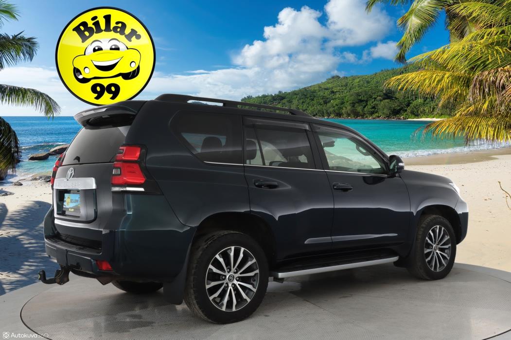 TOYOTA LAND CRUISER 2018