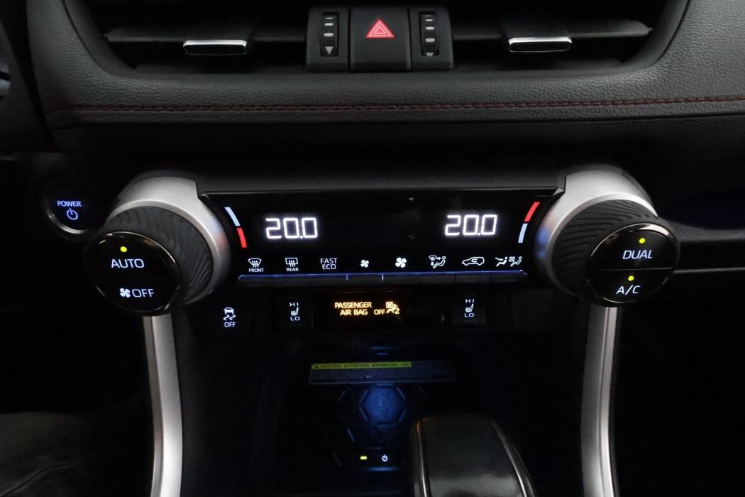 TOYOTA RAV4 PLUG-IN 2020