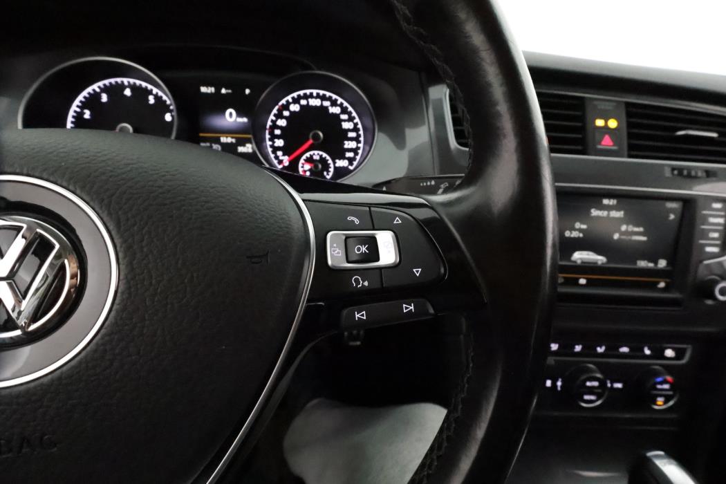 VOLKSWAGEN GOLF 2016