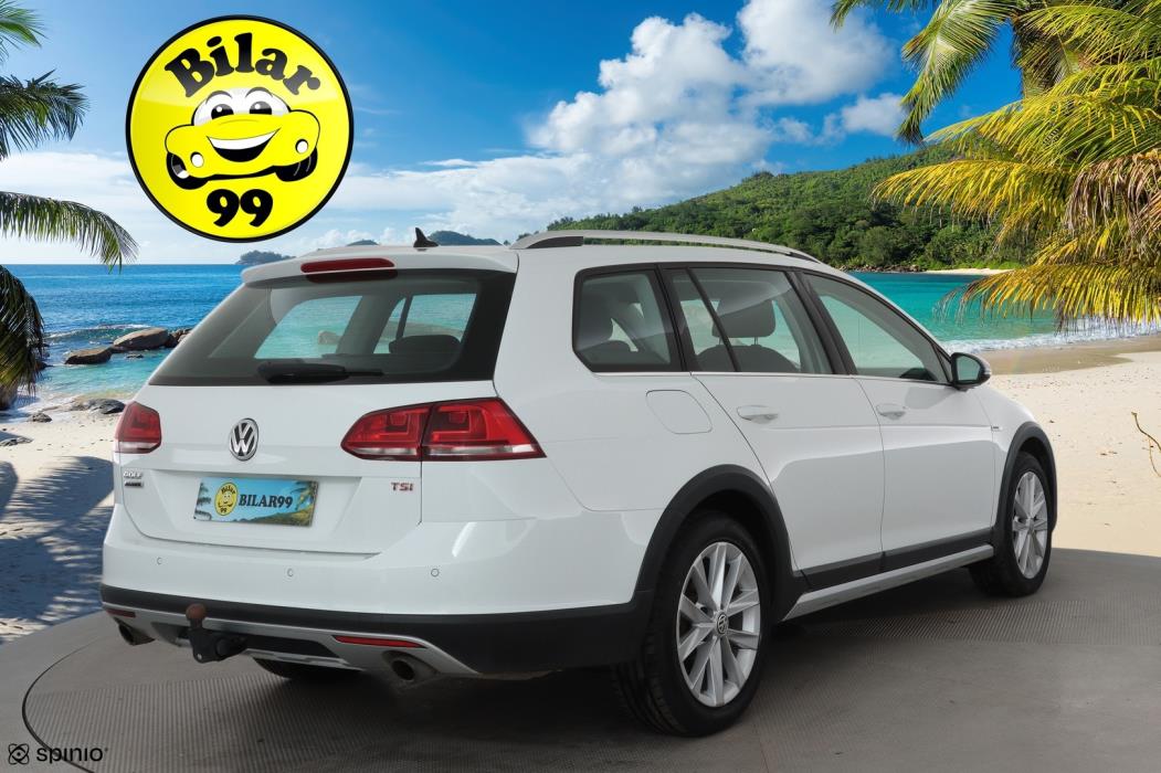 VOLKSWAGEN GOLF 2016