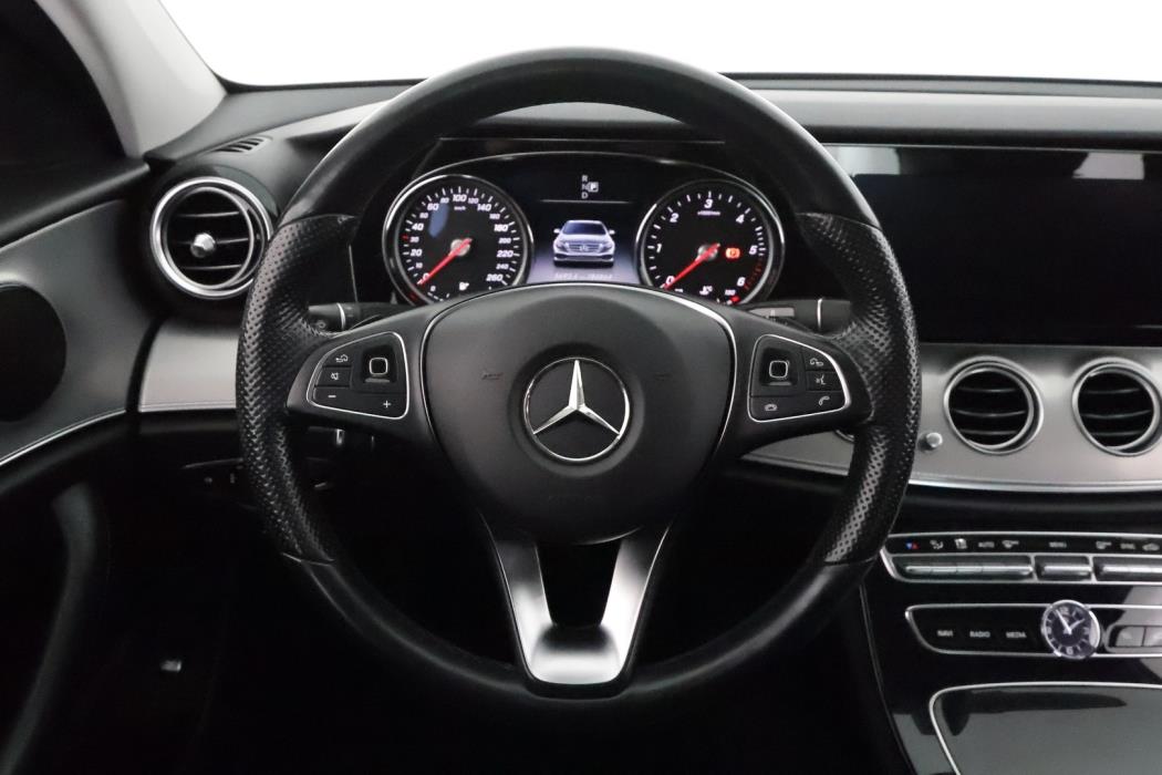 MERCEDES-BENZ E 2018