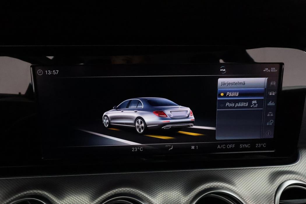 MERCEDES-BENZ E 2018