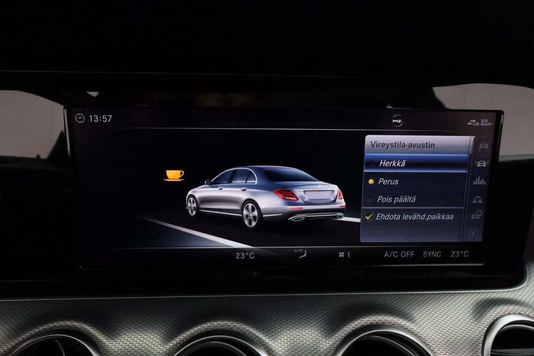 MERCEDES-BENZ E 2018