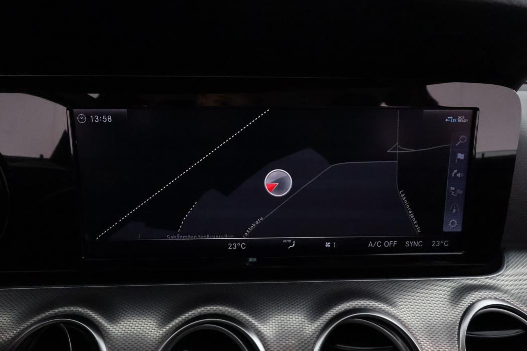 MERCEDES-BENZ E 2018