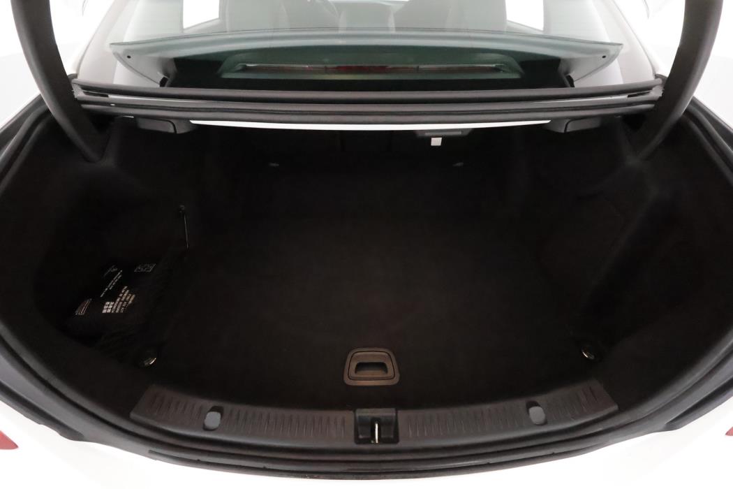 MERCEDES-BENZ E 2018