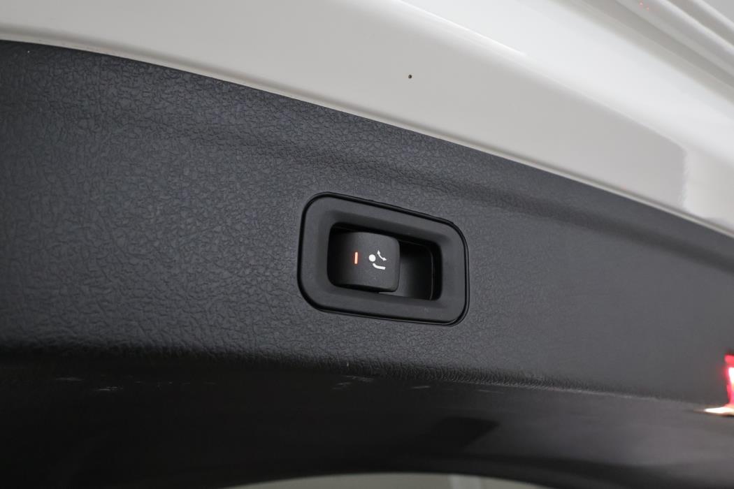 MERCEDES-BENZ GLE 2021