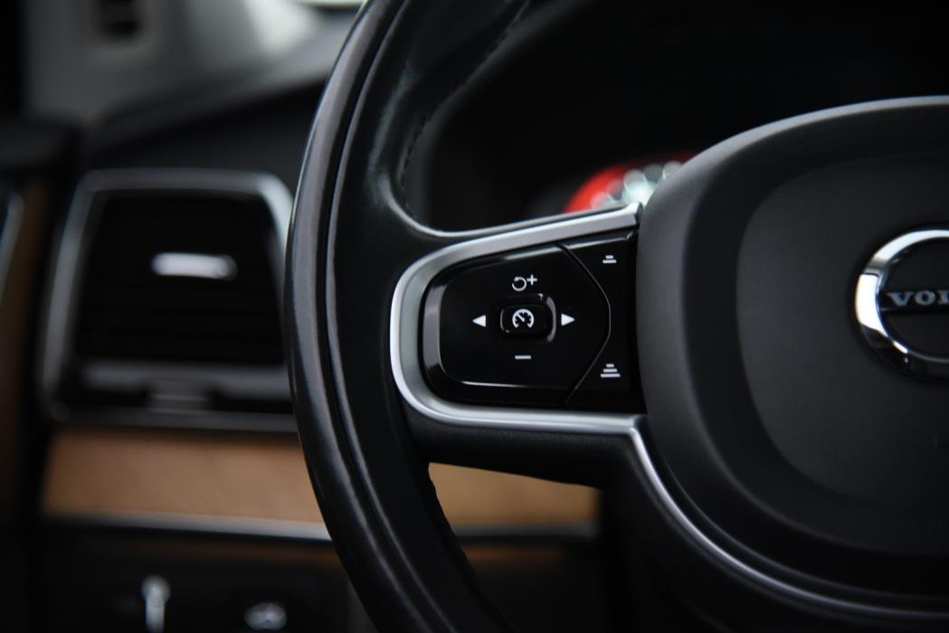 VOLVO XC90 2022