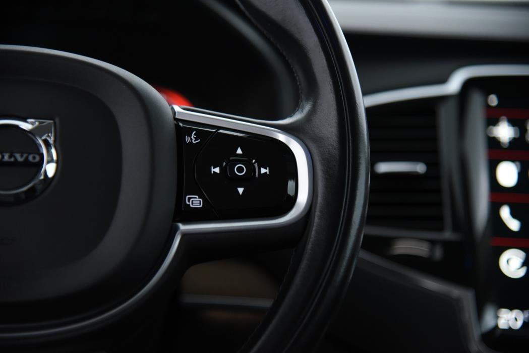 VOLVO XC90 2022