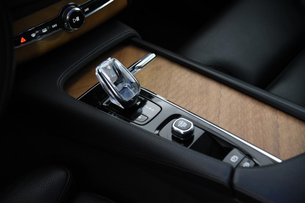 VOLVO XC90 2022