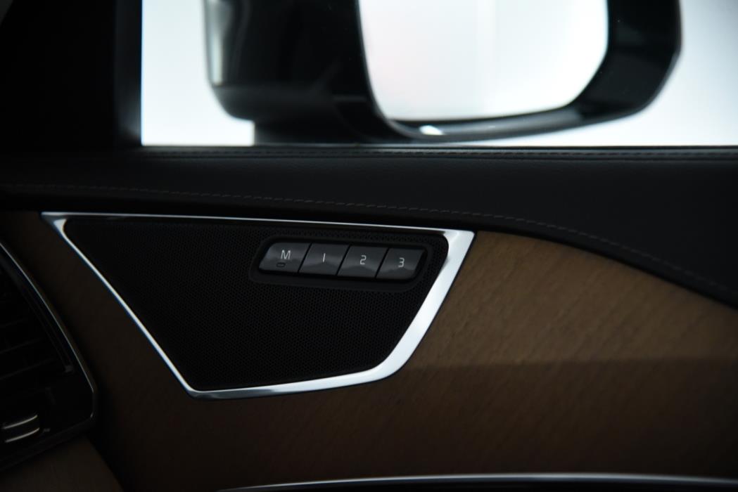 VOLVO XC90 2022