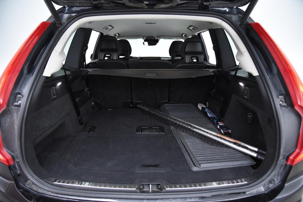 VOLVO XC90 2022