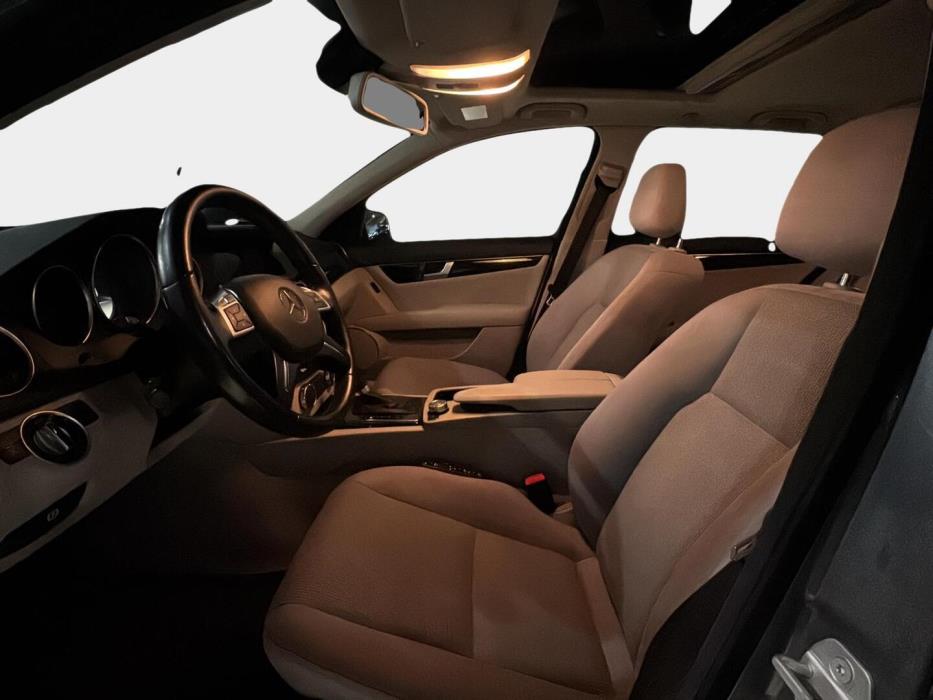 MERCEDES-BENZ C 2012