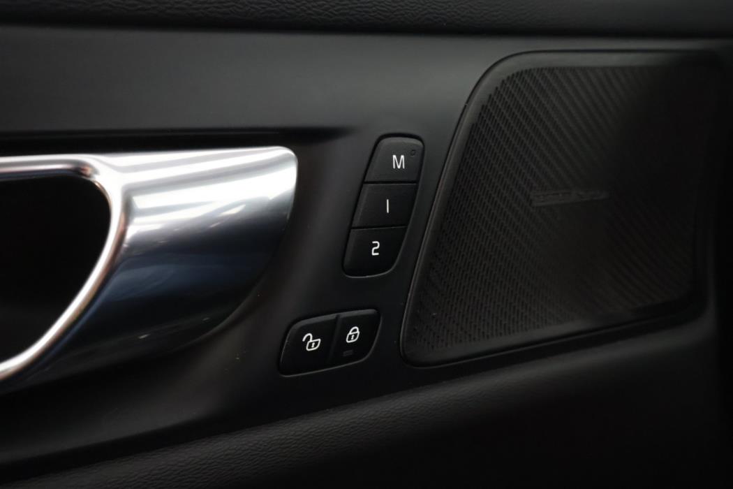 VOLVO S60 2020