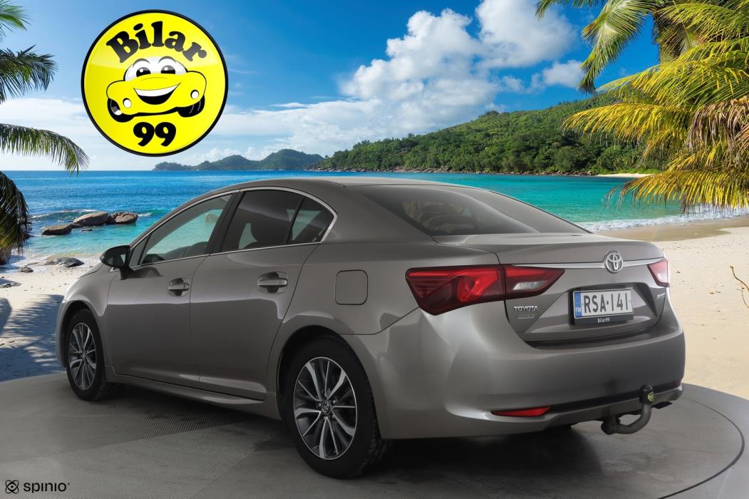 TOYOTA Avensis 2016