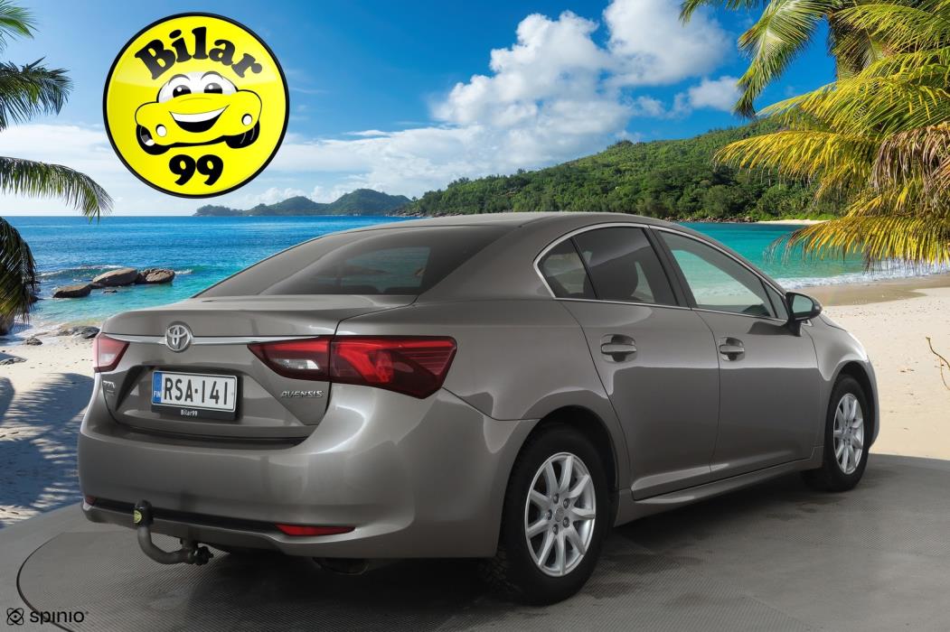TOYOTA Avensis 2016