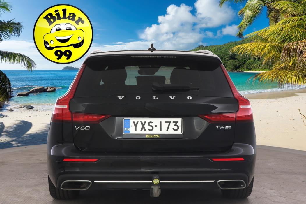 VOLVO V60 2020