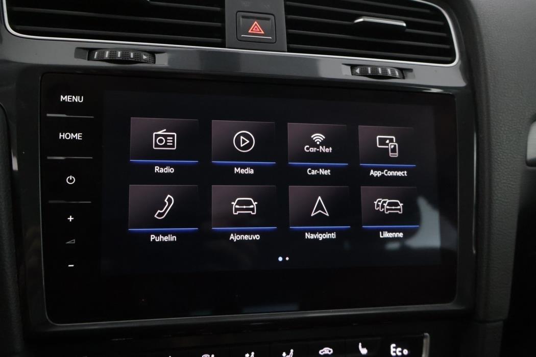 VOLKSWAGEN Golf 2018
