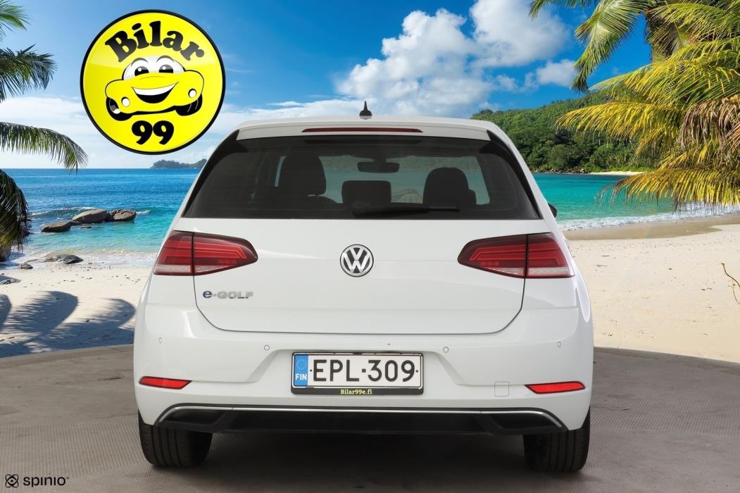 VOLKSWAGEN Golf 2018