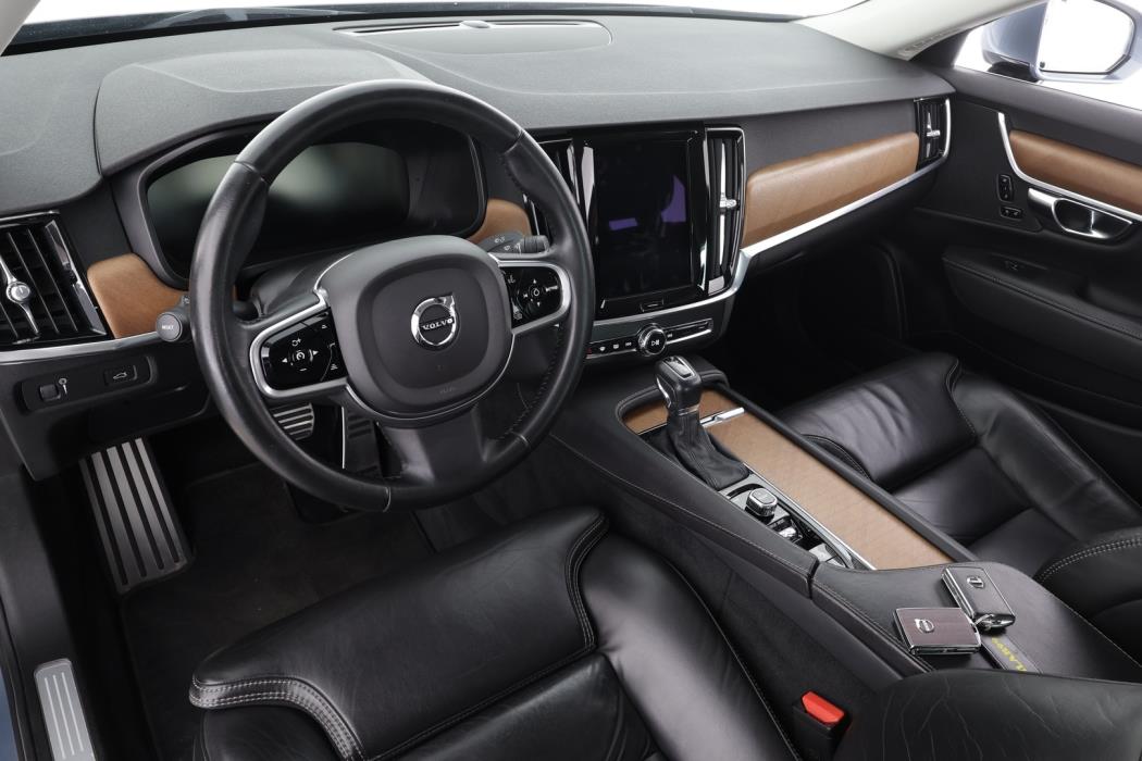 VOLVO S90 2017