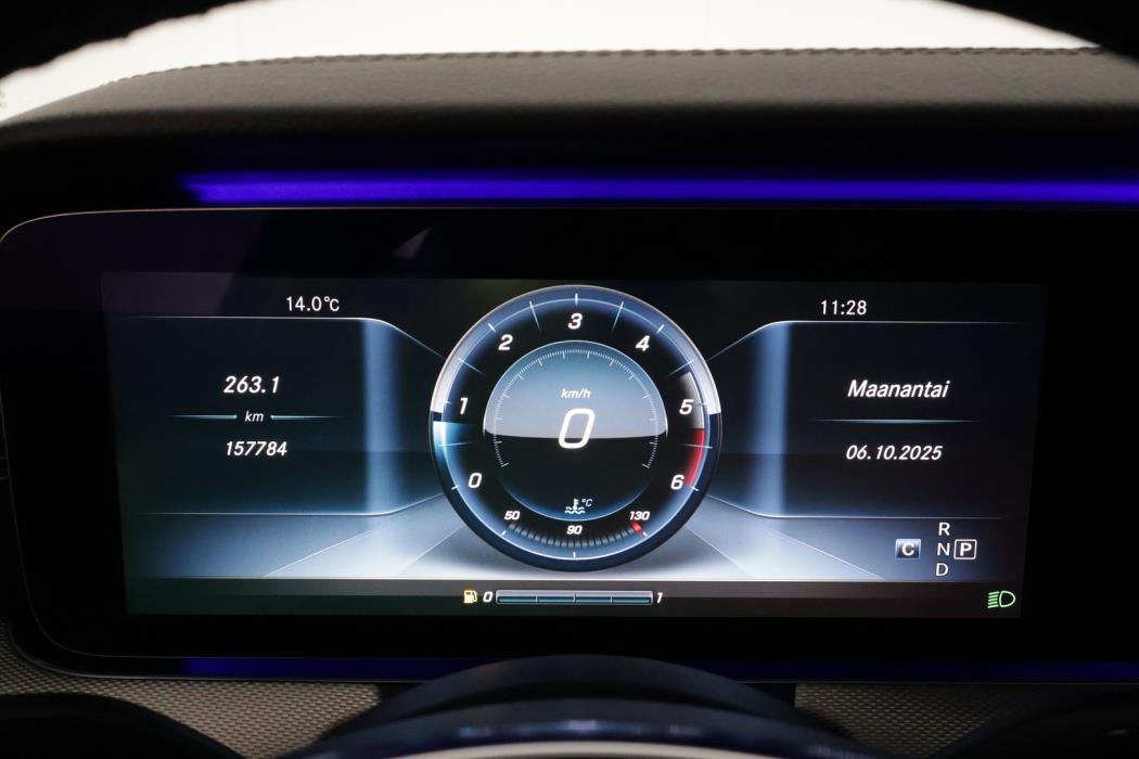 MERCEDES-BENZ E 2017