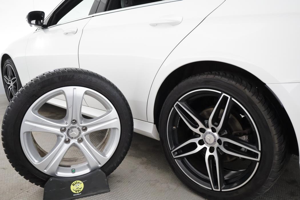 MERCEDES-BENZ E 2017