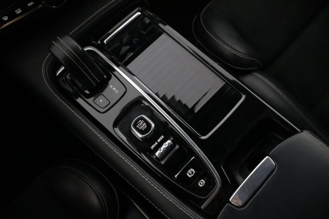 VOLVO V90 2020