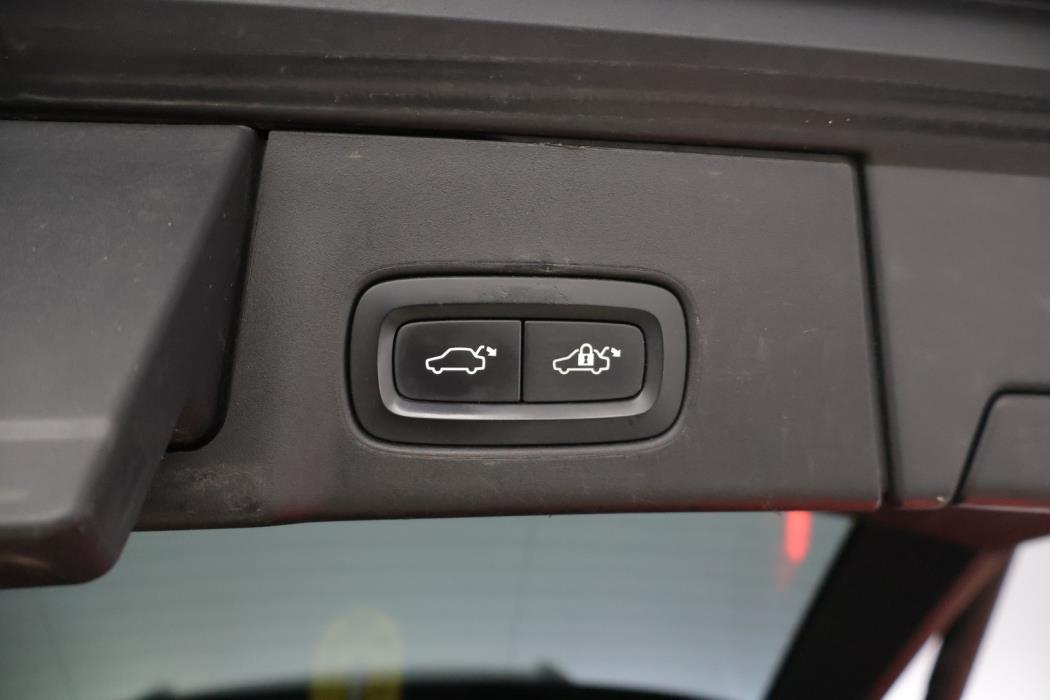 VOLVO V90 2020