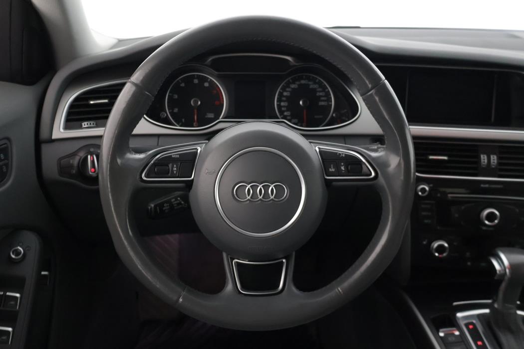 AUDI A4 2014