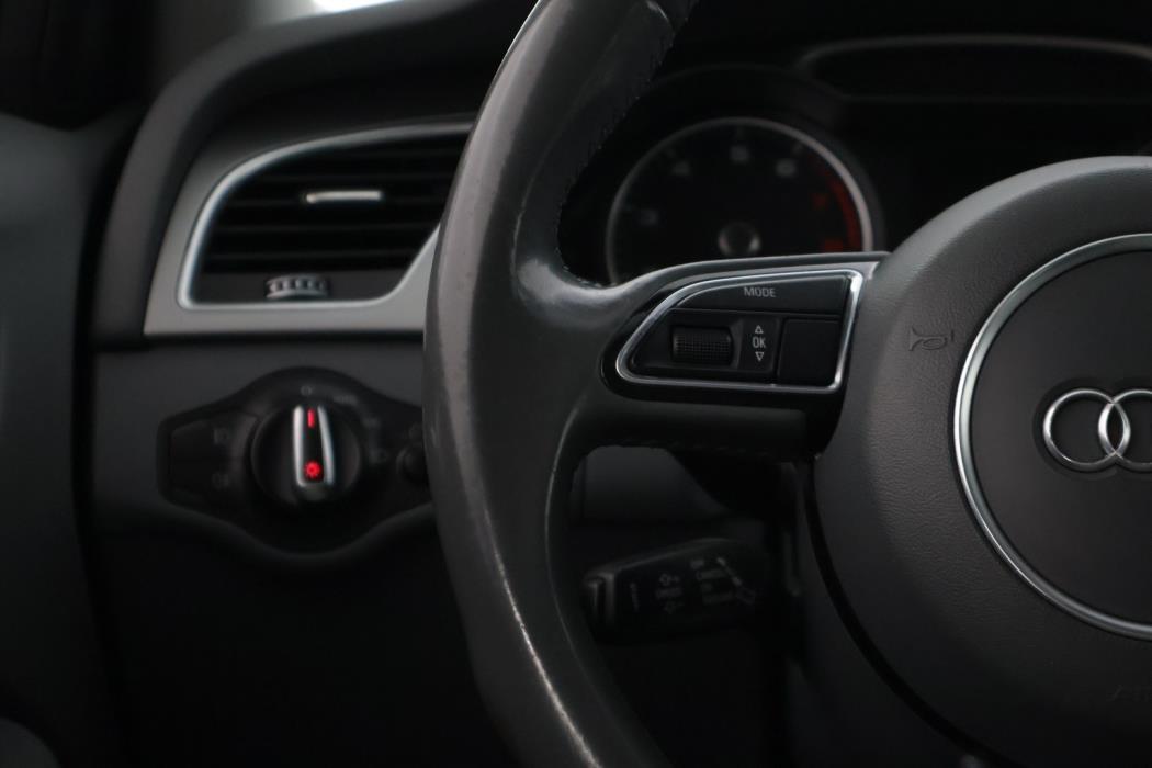 AUDI A4 2014