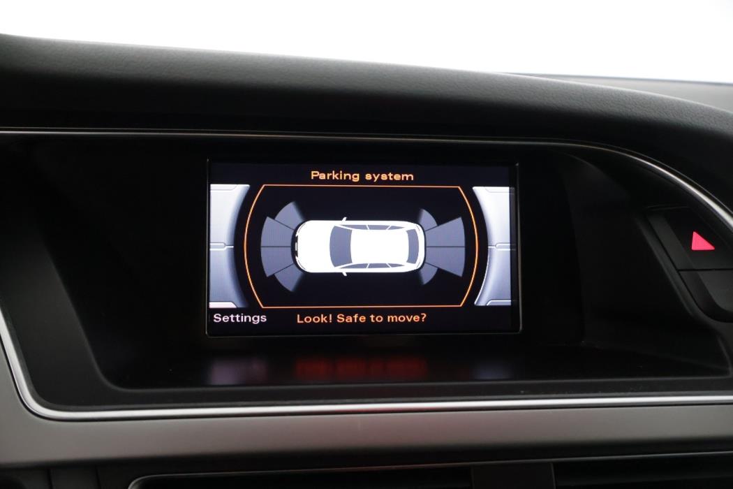 AUDI A4 2014