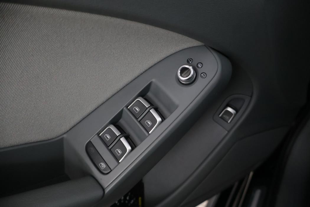 AUDI A4 2014
