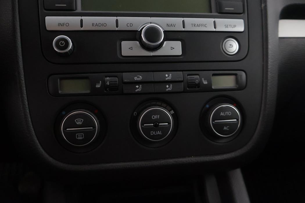 VOLKSWAGEN Golf 2008
