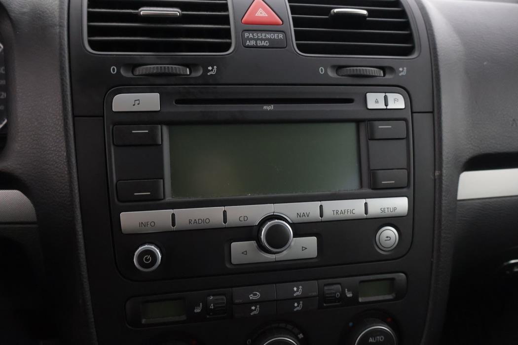 VOLKSWAGEN Golf 2008
