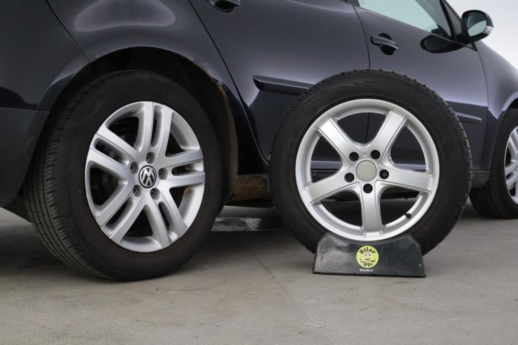 VOLKSWAGEN Golf 2008