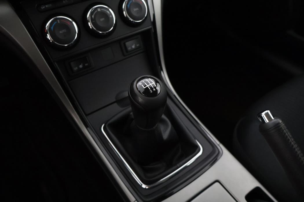 MAZDA Mazda6 2011