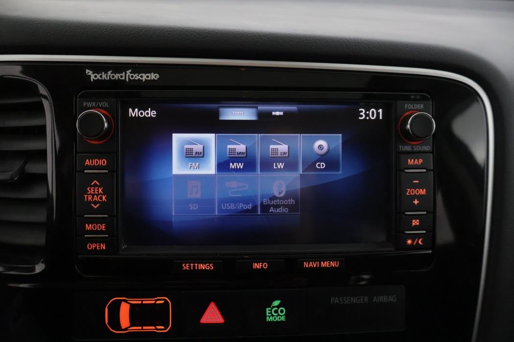 MITSUBISHI OUTLANDER PHEV 2014