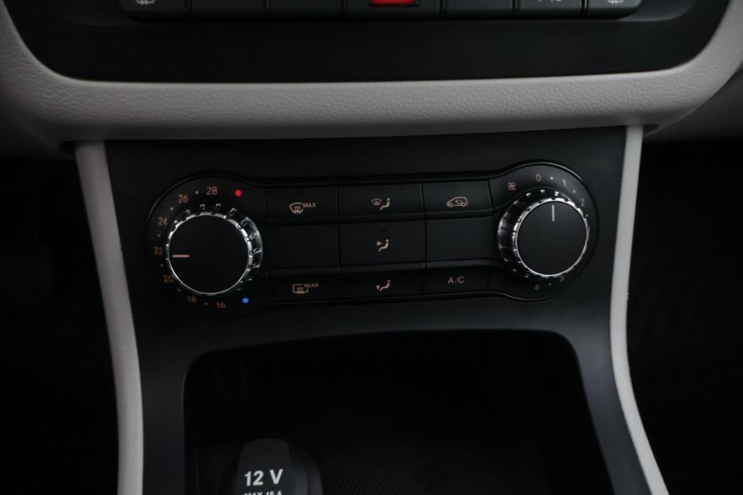 MERCEDES-BENZ B 2013