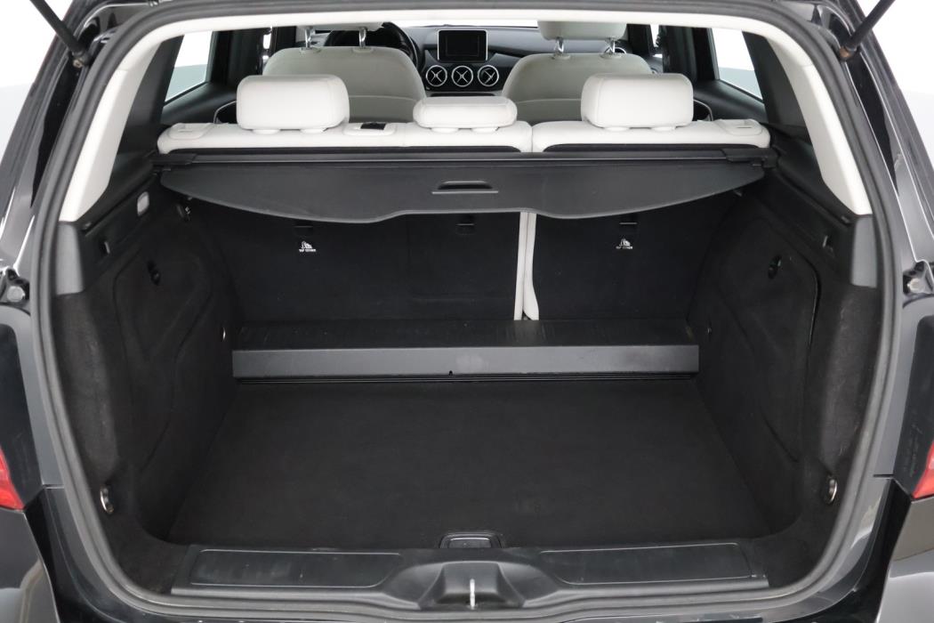 MERCEDES-BENZ B 2013