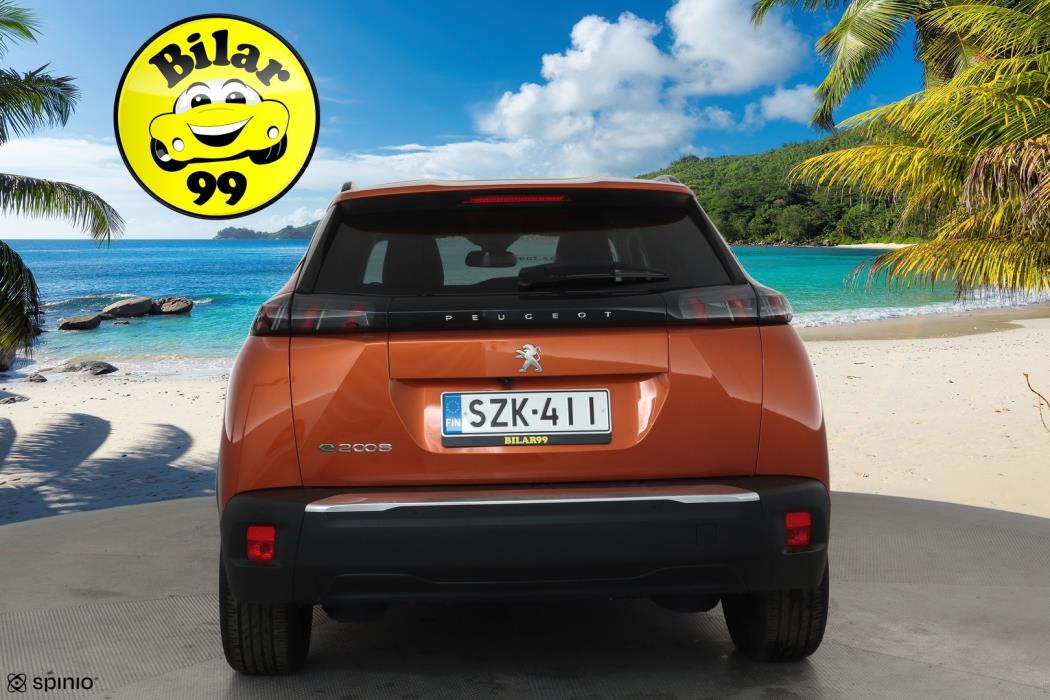 PEUGEOT E-2008 2022
