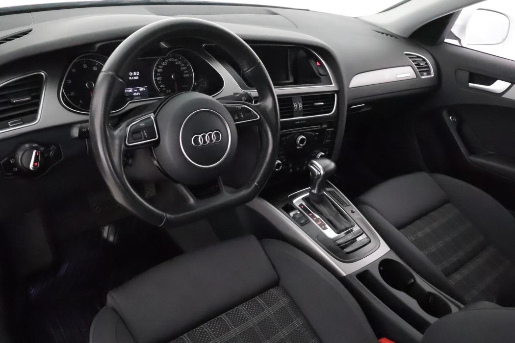 AUDI A4 2014