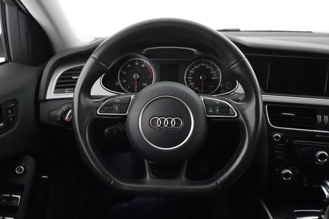 AUDI A4 2014