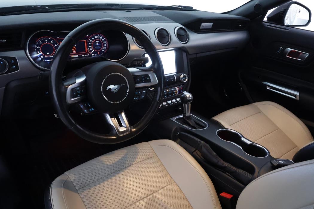 FORD Mustang 2019
