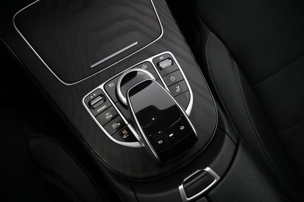 MERCEDES-BENZ E 2019