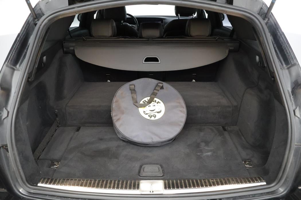 MERCEDES-BENZ E 2019