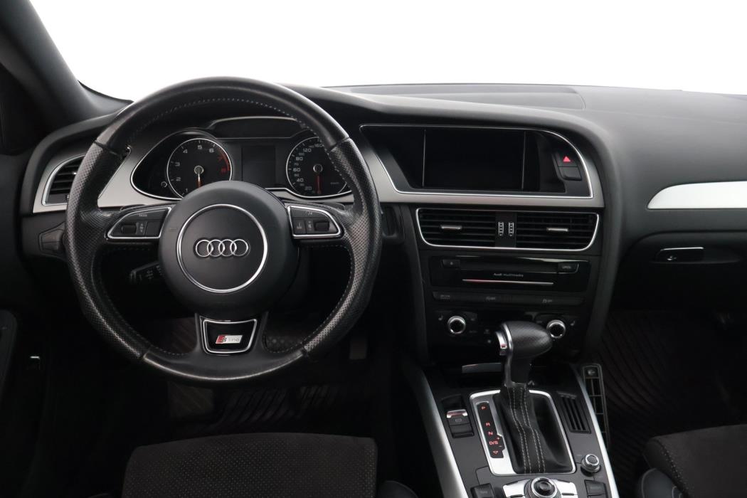 AUDI A4 2013