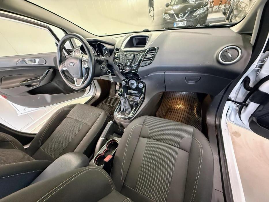 FORD Fiesta 2016