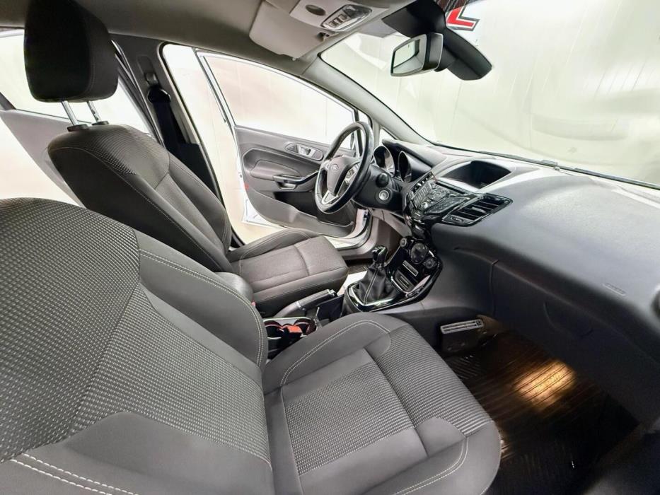 FORD Fiesta 2017