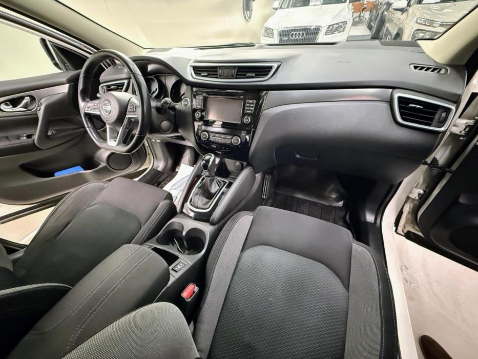 NISSAN Qashqai 2018