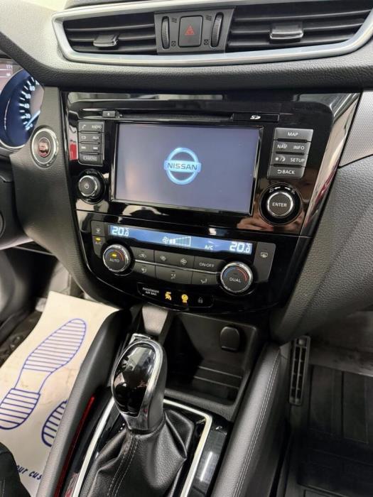 NISSAN Qashqai 2018