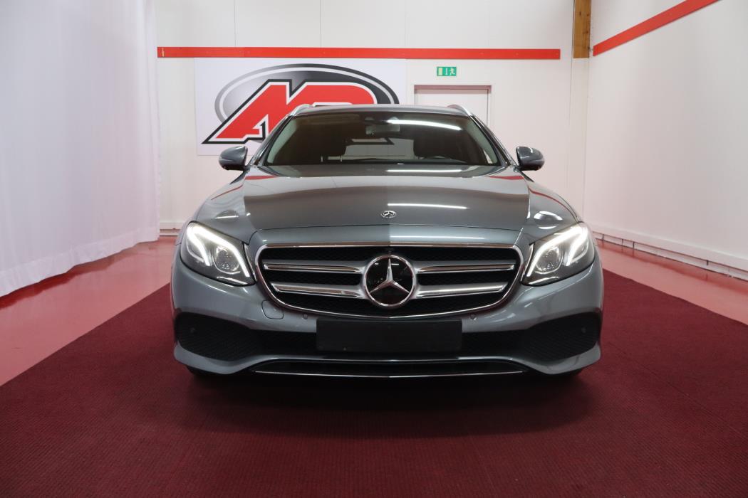 MERCEDES-BENZ E 2017
